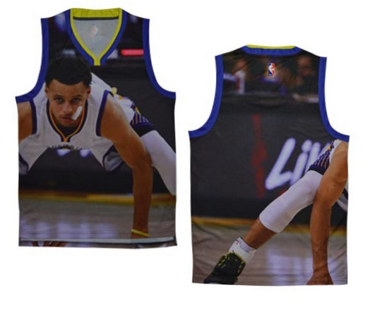 The golden state warriors, garage hands lifted the NBA jerseys( Moments version) The golden state warriors, garage hands lifted the NBA jerseys( Moments version)