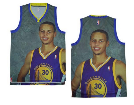 The golden state warriors smile libraries in the NBA jerseys（ Moments version）