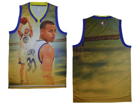 The golden state warriors garage empty at the NBA jerseys（ Moments version）