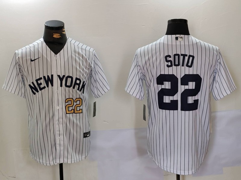 Men's New York Yankees #22 Juan Soto White Cool Base Stitched Baseball Jersey 2 Men's New York Yankees #22 Juan Soto White Cool Base Stitched Baseball Jersey 2
