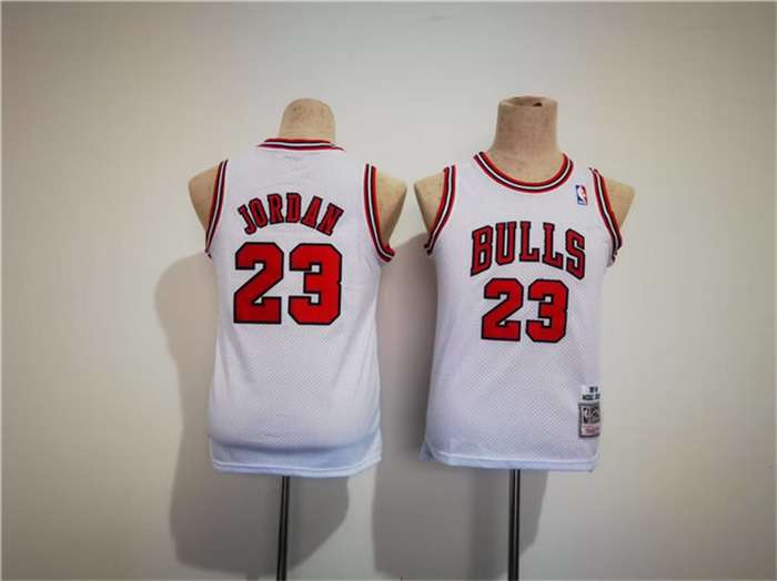 Youth Chicago Bulls #23 Michael Jordan White Stitched Basketball Jersey Youth Chicago Bulls #23 Michael Jordan White Stitched Basketball Jersey