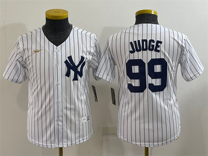 Women's New York Yankees #99 Aaron Judge White Stitched Baseball Jersey(Run Small) Women's New York Yankees #99 Aaron Judge White Stitched Baseball Jersey(Run Small)